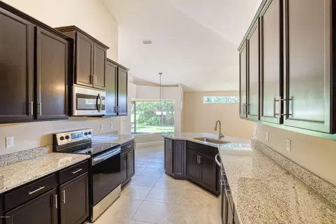 32 Sherrington Dr, Ormond Beach, FL 32174 photo 8