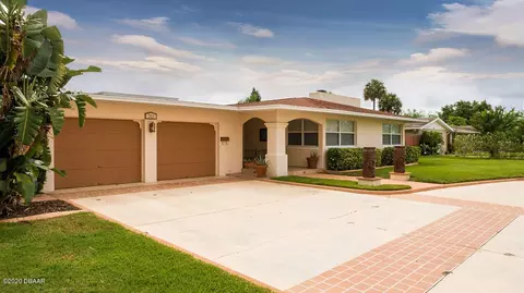763 Riverside Dr, Ormond Beach, FL 32176 photo 2