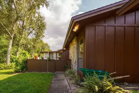 606 Main Trl, Ormond Beach, FL 32174 photo 3