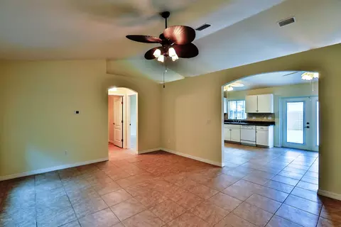 190 Hernandez Ave, Ormond Beach, FL 32174 photo 3
