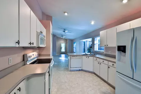 160 Avalon Dr, Ormond Beach, FL 32176 photo 7