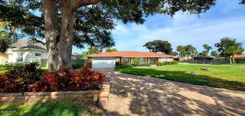3023 John Anderson Dr, Ormond Beach, FL 32176 photo 2