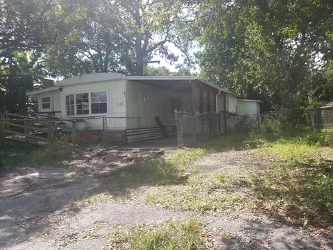 1129 Ave J, Ormond Beach, FL 32174 photo 1