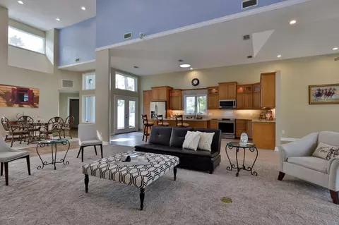 1 Bay Pointe Dr, Ormond Beach, FL 32174 photo 10