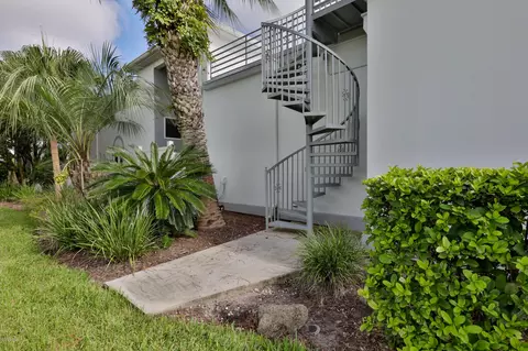 1 Bay Pointe Dr, Ormond Beach, FL 32174 photo 30