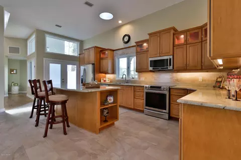 1 Bay Pointe Dr, Ormond Beach, FL 32174 photo 12