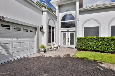 1 Bay Pointe Dr, Ormond Beach, FL 32174 photo 5