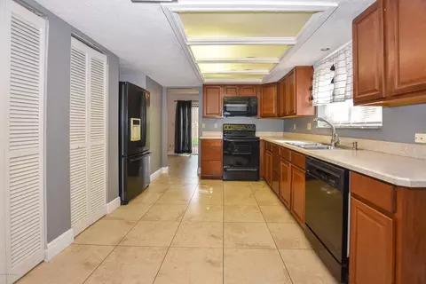 17 Fox Run Trl, Ormond Beach, FL 32174 photo 6