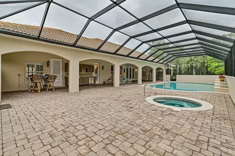 8 Old Mcduffie Cir, Ormond Beach, FL 32174 photo 9