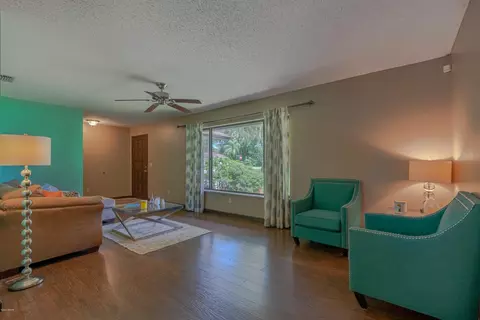 2204 Pine Tree Dr, Edgewater, FL 32141 photo 11