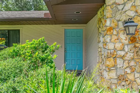 2204 Pine Tree Dr, Edgewater, FL 32141 photo 7