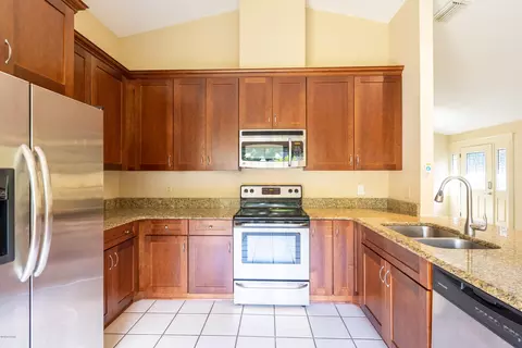 27 Rio Pinar Trl, Ormond Beach, FL 32174 photo 13
