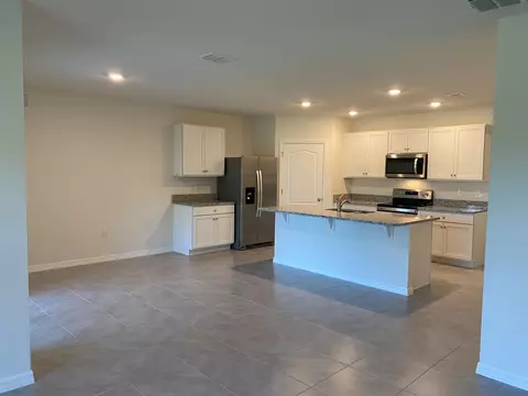 285 Sandoval Dr, Ormond Beach, FL 32174 photo 2