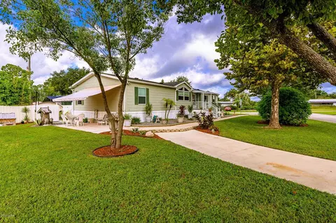 1802 Woodcrest Dr, Ormond Beach, FL 32174 photo 2