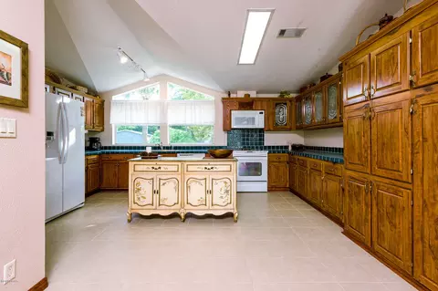 1802 Woodcrest Dr, Ormond Beach, FL 32174 photo 8