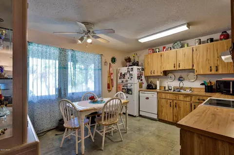 16 Castle Manor Dr, Ormond Beach, FL 32174 photo 8