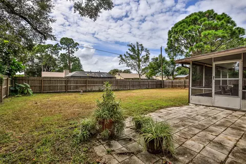 3124 Pine Tree Dr, Edgewater, FL 32141 photo 19