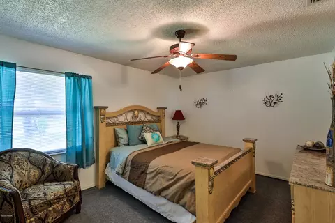 3124 Pine Tree Dr, Edgewater, FL 32141 photo 5