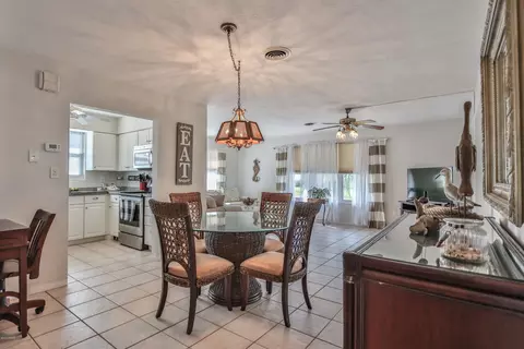 31 Briggs Dr, Ormond Beach, FL 32176 photo 13