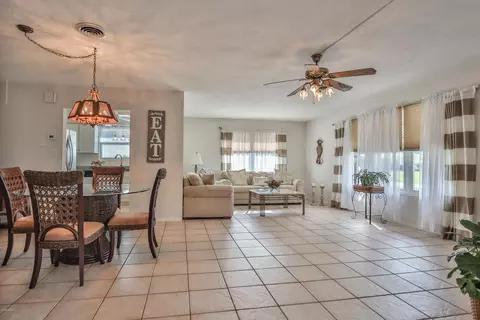 31 Briggs Dr, Ormond Beach, FL 32176 photo 5