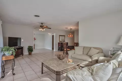 31 Briggs Dr, Ormond Beach, FL 32176 photo 7