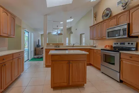 3 Marjorie Trl, Ormond Beach, FL 32174 photo 13