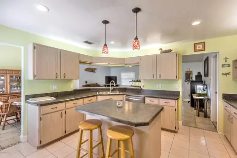 516 Sandpiper Ct, Edgewater, FL 32141 photo 12