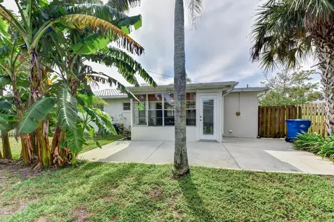 35 Seaview Dr, Ormond Beach, FL 32176 photo 21