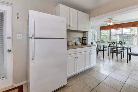 35 Seaview Dr, Ormond Beach, FL 32176 photo 8