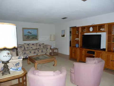 38 Surfside Dr, Ormond Beach, FL 32176 photo 9