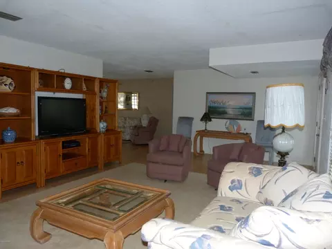 38 Surfside Dr, Ormond Beach, FL 32176 photo 8