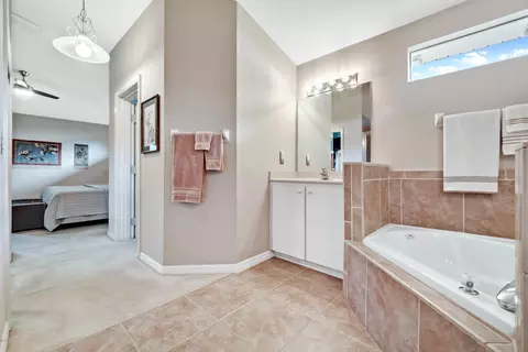 156 Lakebluff Dr, Ormond Beach, FL 32174 photo 13