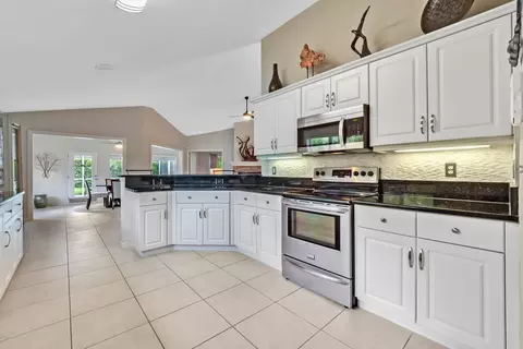156 Lakebluff Dr, Ormond Beach, FL 32174 photo 8