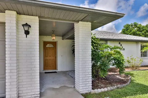 3310 Unity Tree Dr, Edgewater, FL 32141 photo 1