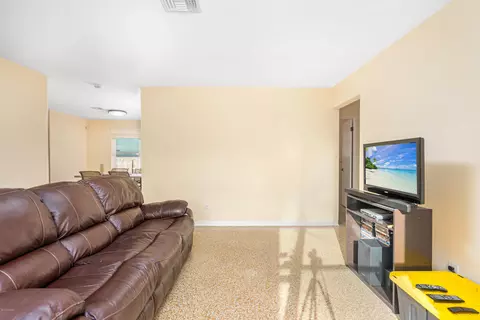 314 Forest Hills Blvd, Ormond Beach, FL 32174 photo 4
