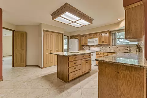 4057 Acoma Dr, Ormond Beach, FL 32174 photo 8