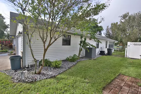 556 N Yonge St, Ormond Beach, FL 32174 photo 23