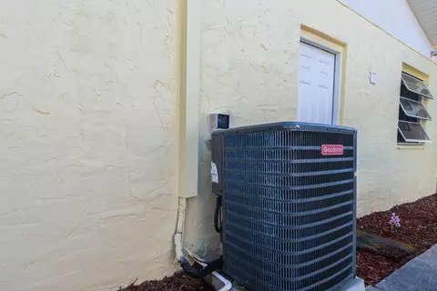 136 Valencia Dr, Ormond Beach, FL 32176 photo 14