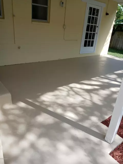 136 Valencia Dr, Ormond Beach, FL 32176 photo 9