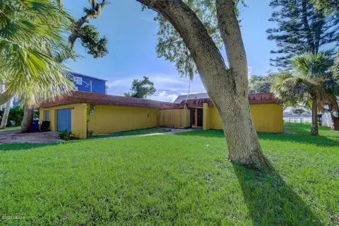 2148 John Anderson Dr, Ormond Beach, FL 32176 photo 4