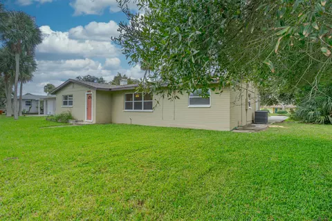 1450 John Anderson Dr, Ormond Beach, FL 32176 photo 3