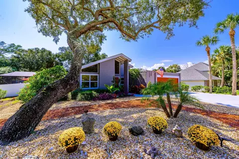 42 Sandcastle Dr, Ormond Beach, FL 32176 photo 2