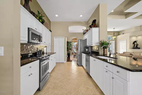 85 Bridgewater Ln, Ormond Beach, FL 32174 photo 16