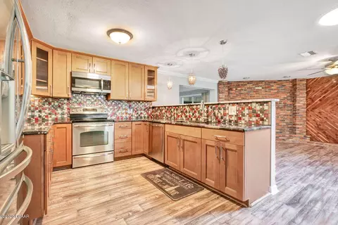 1902 Orange Tree Dr, Edgewater, FL 32141 photo 13