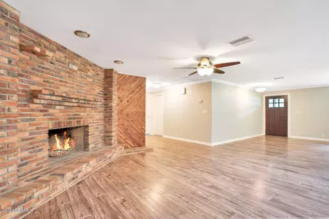 1902 Orange Tree Dr, Edgewater, FL 32141 photo 15