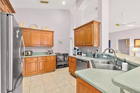 17 Gale Ln, Ormond Beach, FL 32174 photo 13
