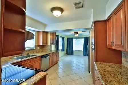 54 Oakview Cir, Ormond Beach, FL 32176 photo 4