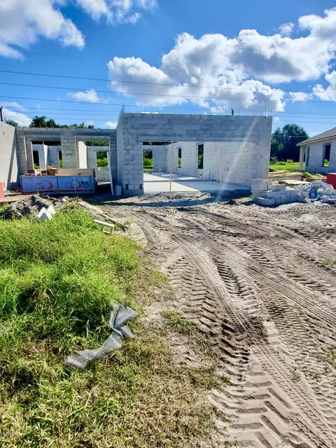 3297 Bailey Ann Dr, Ormond Beach, FL 32174 photo 4