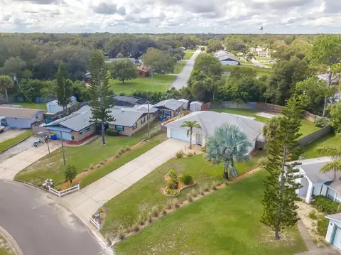 21 Silver Cir, Edgewater, FL 32141 photo 3