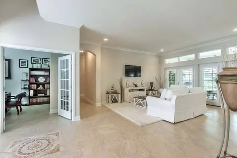 105 Avalon Dr, Ormond Beach, FL 32176 photo 4